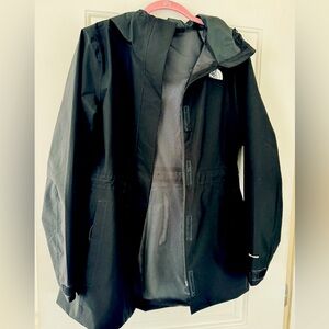 🍁The North Face Black Hooded Jacket, NWOT